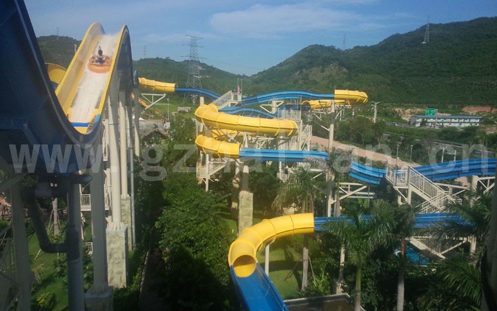 三亞夢幻水上樂園·水上過山車——海森旅游規劃院提供