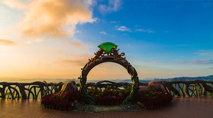 景區旅游規劃設計公司:呀諾達哇哎嚕蜜月山莊鉆戒標志旅游規劃